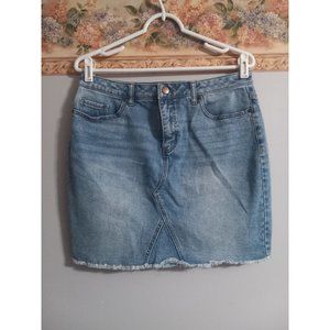Tinsel 14W Medium Wash Denim Stretch Casual Boho Raw Classic Y2K School Skirt